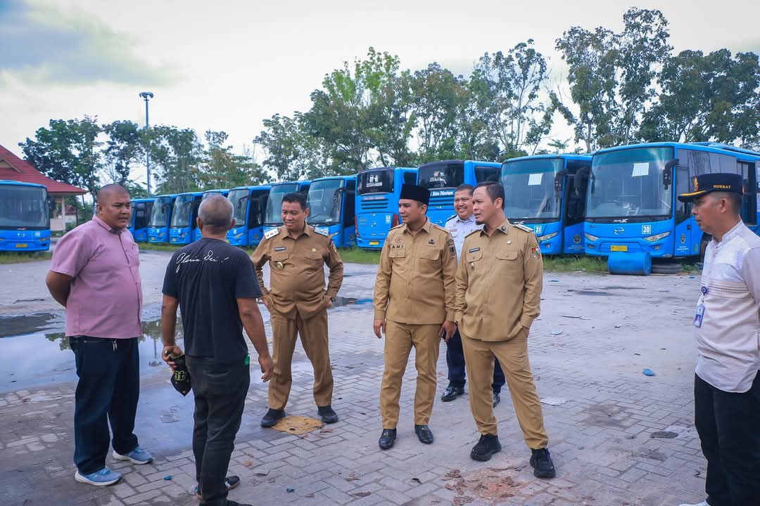 Kecewa Dapati Puluhan Bus TMP Tak Jalan, Wako Pekanbaru Pastikan Evaluasi Pengelola