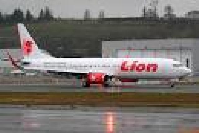 Lion Air Dari Batam Tujuan Padang Terpaksa Mendarat di SSK II Pekanbaru