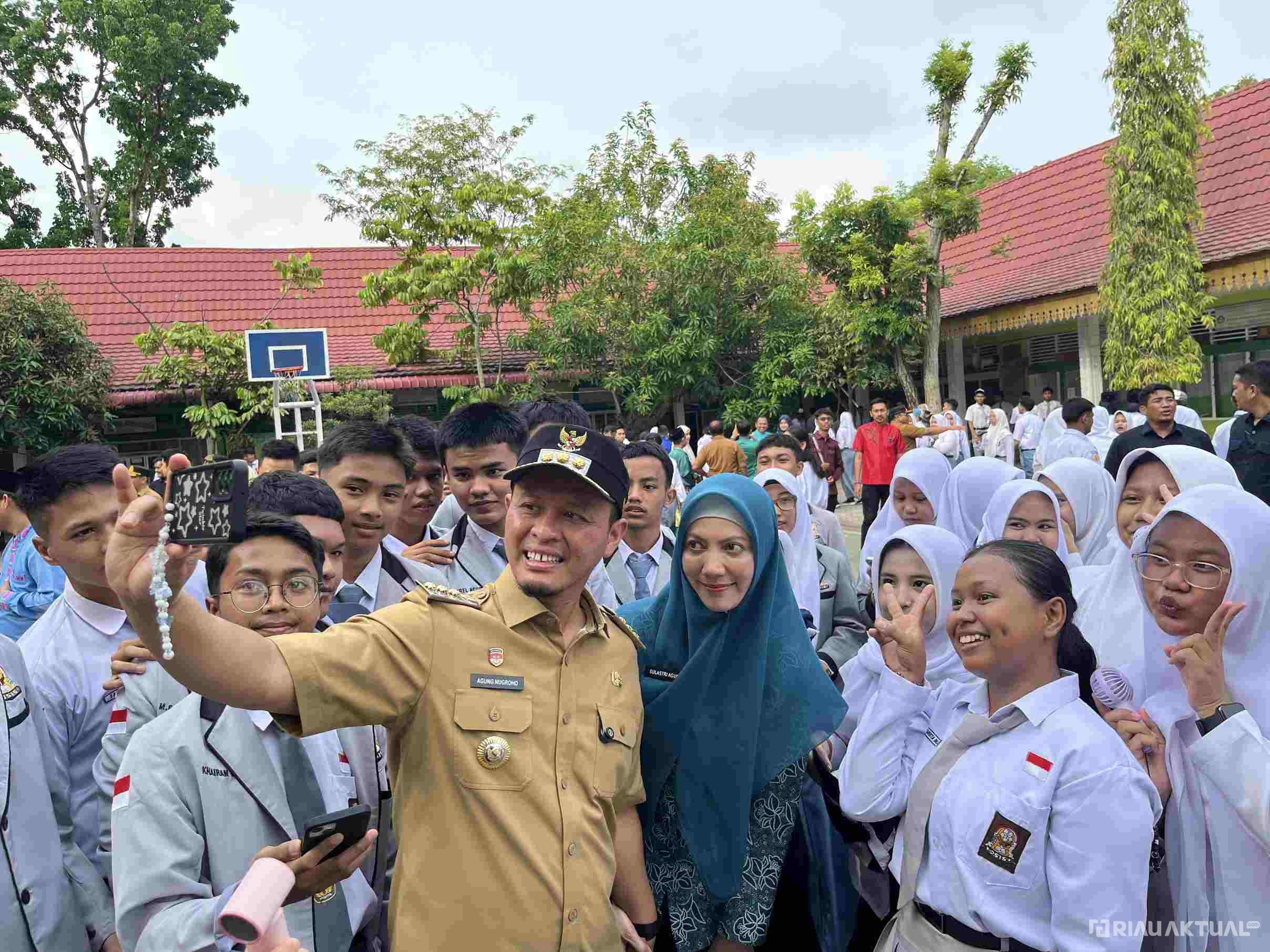 Wako Agung Nugroho Tinjau Pelaksanaan PKG di SMA Negeri 2 Pekanbaru