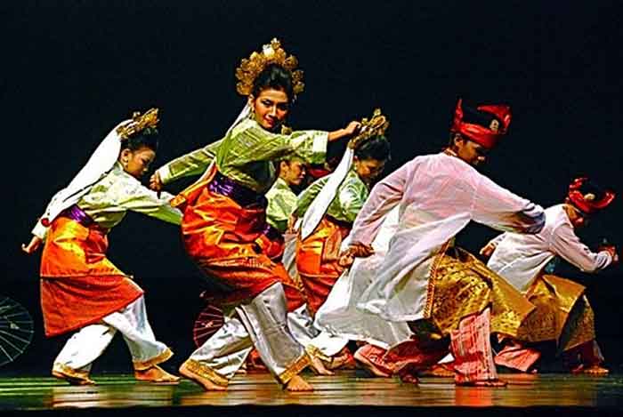 Mantap ! Pusat Dukung Riau sebagai Pusat Pelestarian dan Pengembangan Zapin