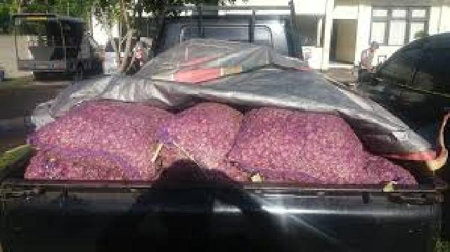 Polsek Bunut Amankan 2 Mobil Bermuatan Bawang Tanpa Dokumen