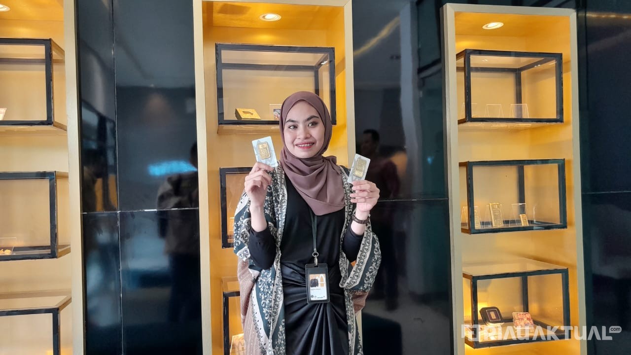 Harga Emas Antam Melejit Jelang Akhir Pekan, 10 Gram Naik Rp 200.000
