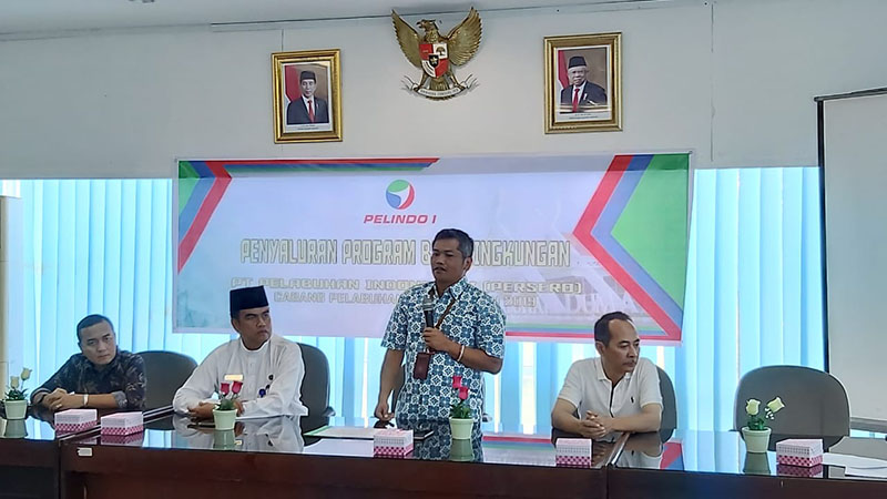 PELINDO 1 Cabang Dumai Salurkan Bina Lingkungan