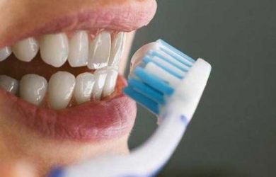 Apa Itu Diperbolehkan Menggosok Gigi Saat Berpuasa?