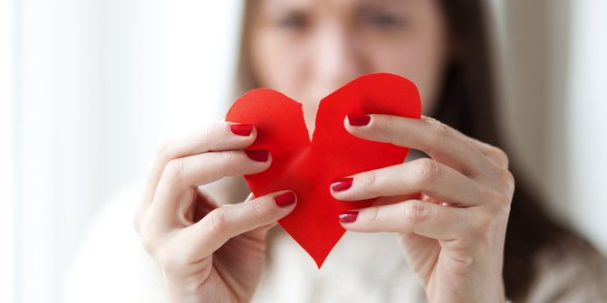 Jagat maya di China heboh tantangan unik foto payudara bentuk hati