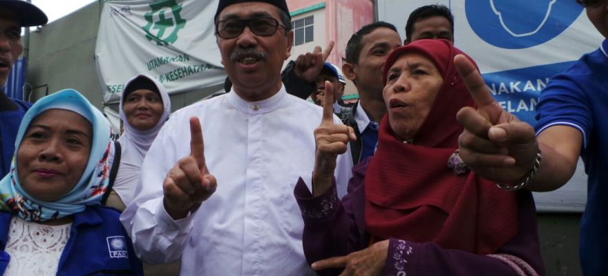 Berjumpa Syamsuar, Ibu di Tanjung Rhu Pekanbaru ini Menangis Haru