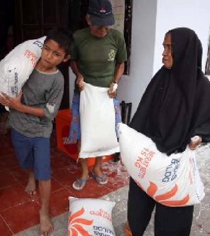 Pembagian Raskin Ke-13 Tunggu Instruksi Pemprov Riau