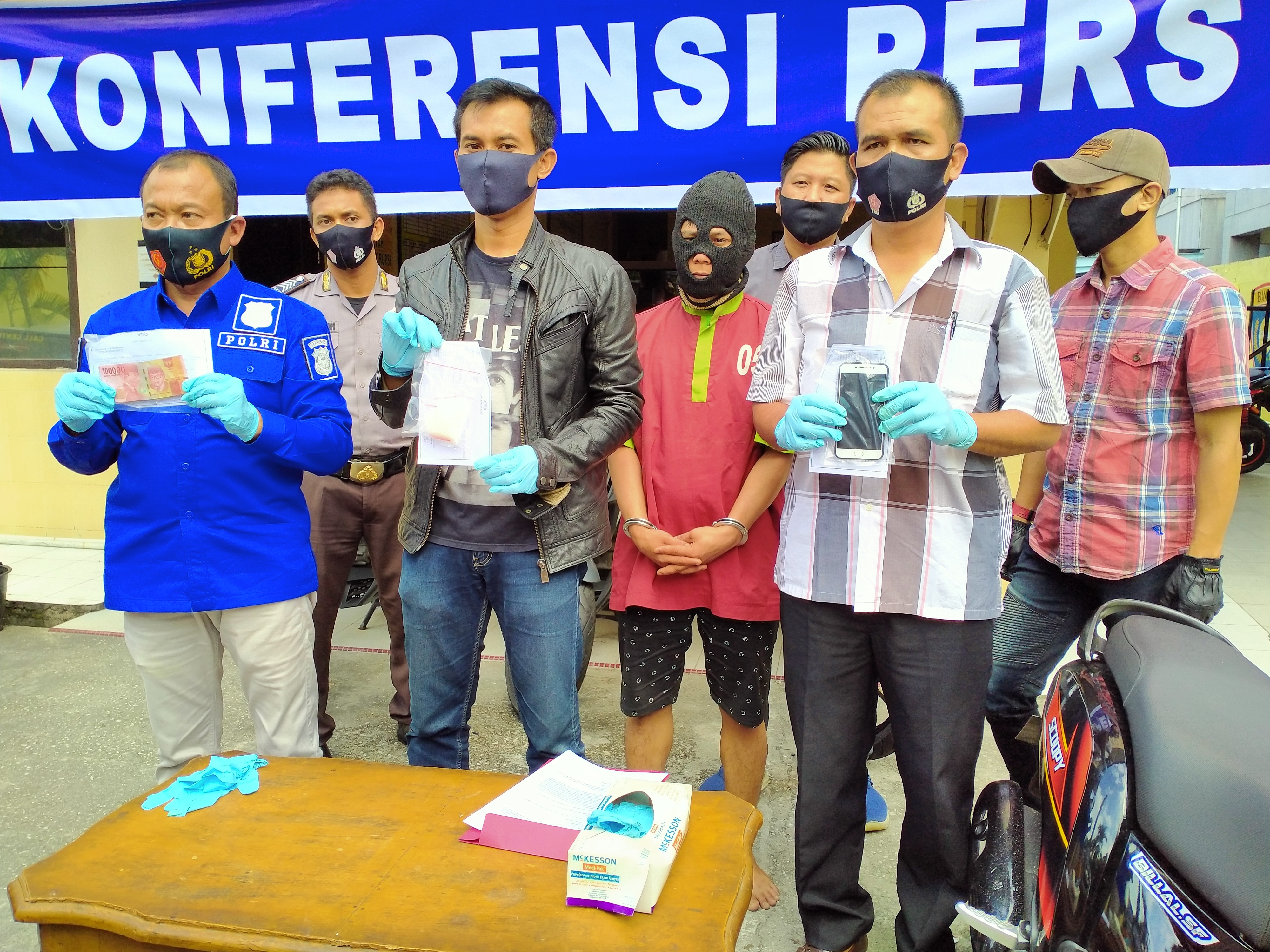 Polisi Tangkap Pengedar Sabu Pasar Pusat Pekanbaru