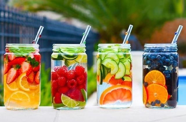Turunkan Berat Badan dengan Water Diet yang Baik dan Benar