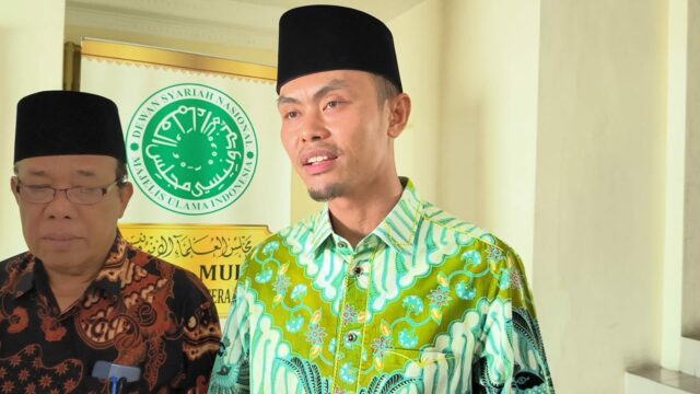 MUI Sumut Investigasi Terkait Viralnya Perempuan Jadi Imam Salat Laki-laki