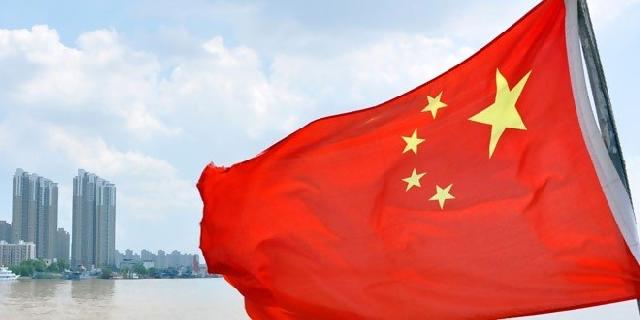 TNI AL Benarkan Penurunan Bendera RRC di Maluku