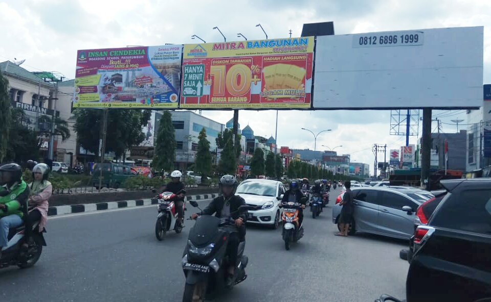 Sudah Ditempel Stiker, Walikota Perintahkan Potong Bando