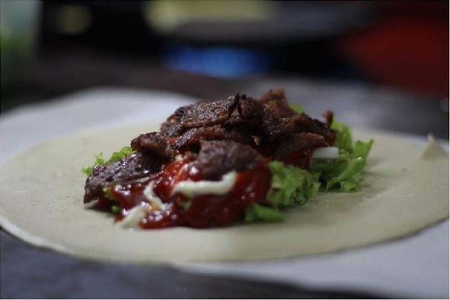 Manjakan Lidah Warga Pekanbaru, Azis Kebab Buka Cabang Keenam