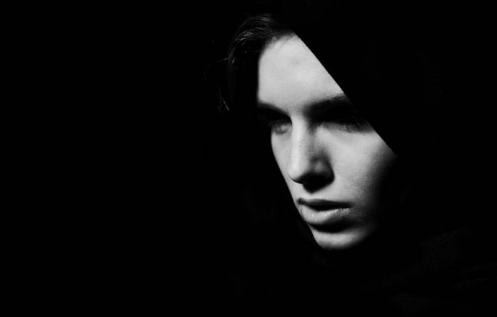 Di Balik Tren Foto Hitam Putih, Kita dan Perempuan Turki