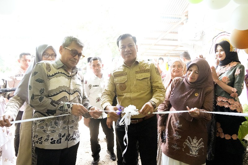 Resmikan Rumah Batik Di Guntor, Bupati Optimis Ekonomi Kreatif Kuansing akan Bangkit