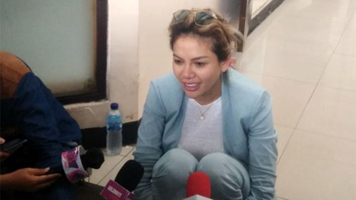 Wow! Beli Mobil Rp 7 M, Nikita Mirzani: Cuma Buat Orang Kaya