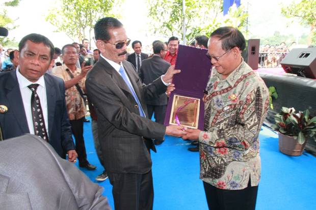 Inilah Kisah Sukses DL Sitorus, Raja Sawit dari Sumut