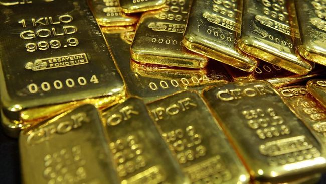 Sempat Anjlok, Harga Emas Antam Hari Ini Naik Rp 42.000