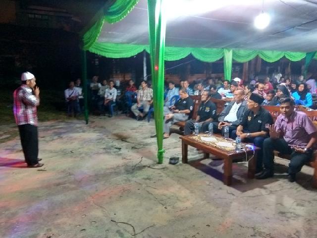 Berurai air mata, THL Kebersihan Pekanbaru sampaikan keluh kesah dikampanye dialogis Paslon 5