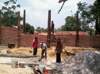 Atas Bantuan Anggota DPRD Pekanbaru, Mushala SMPN 15 Mulai Dibangun