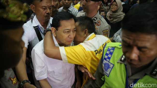 Ada Nama Penerima Uang Hilang, Pengacara Novanto Heran