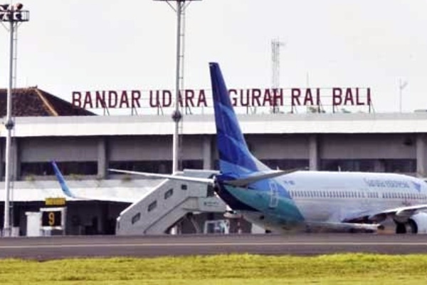 Akibat Debu Vulkanik Gunung Agung, Bandara I Gusti Ngurah Rai Pagi ini Ditutup