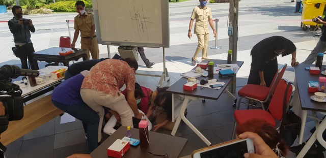 Sujud ke IDI, Risma: Saya Memang Goblok!