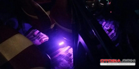 Cukup Modal Kabel dan LED, Kabin Tampil Lebih Berwarna