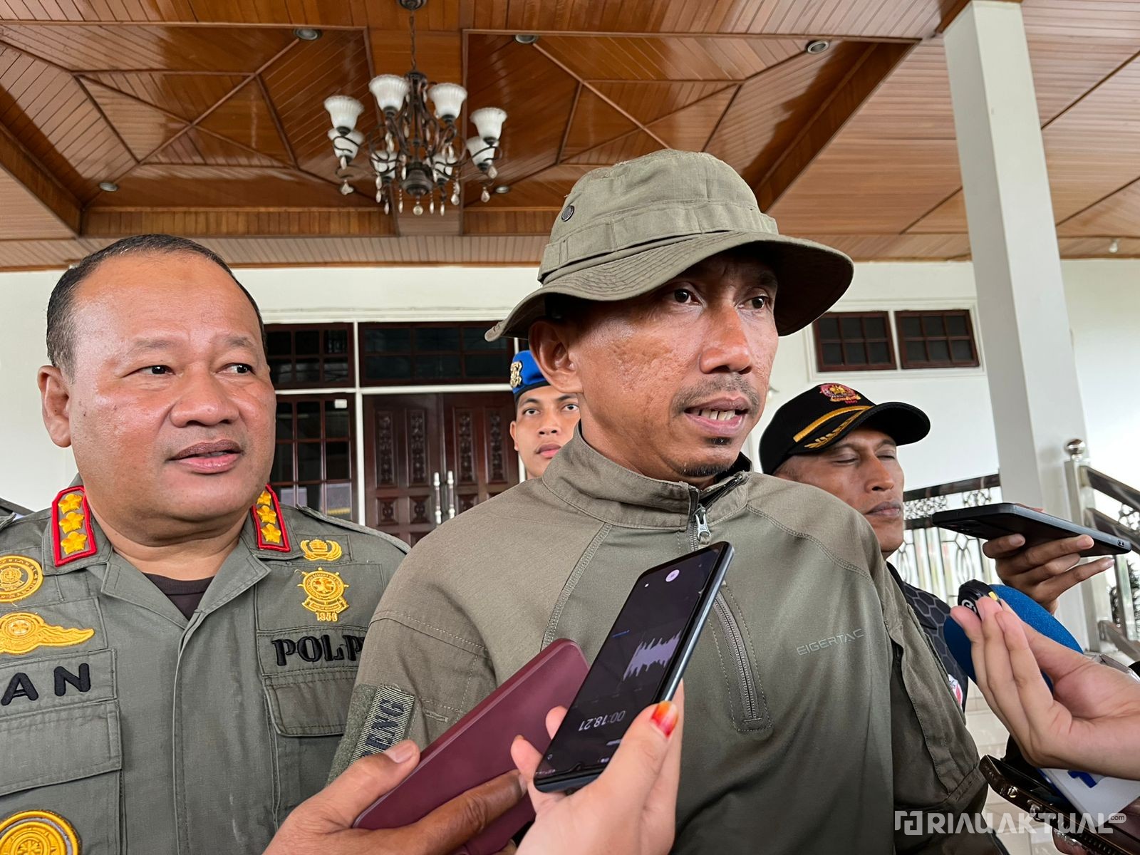 Satpol PP Riau Turun ke Aceh dan Sumbar Guna Penyaluran Bantuan dan Pemulihan Fasum