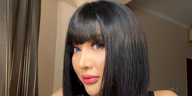 Mengaku Hamil, Lucinta Luna Minum Susu Ibu Hamil