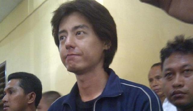 Walau Nyesel, Roger Akui Baru Tiga Bulan Gunakan Narkoba