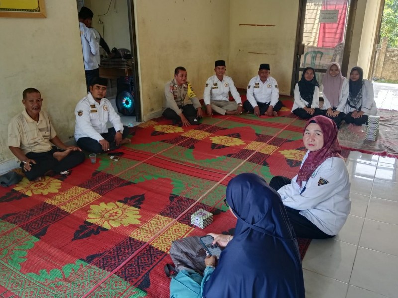 Polsek Cerenti Ajak Aparatur Desa dan Masyarakat Pulau Busuk Wujudkan Pilkada Damai