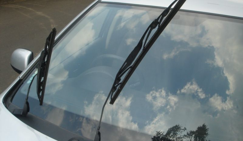 Musim Panas, Jangan Abai Mengecek Wiper Mobil!