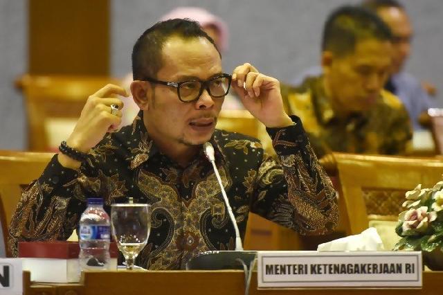 Menaker dorong pengusaha promosikan dialog sosial