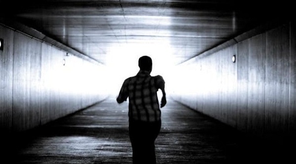 Foto-Foto Ini Ingatkan Kita Ajal Itu Tak Pandang Bulu