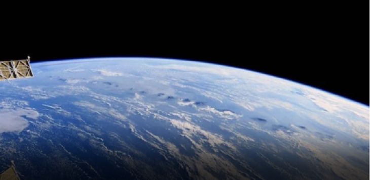 Astronot Amerika Bagikan Foto Gunung Api Indonesia dari Luar Angkasa