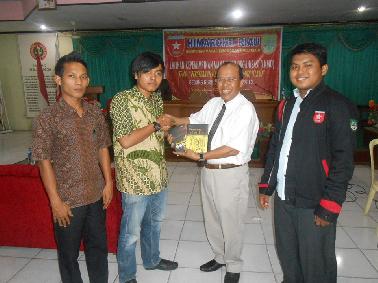 HIMAROHU Riau Gelar LKMO di Gedung Guru Riau