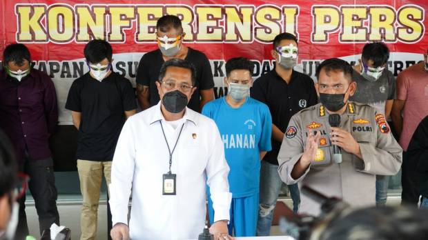 Pesta Seks Gay di Solo Digerebek, Polisi Sita Kondom hingga Alat Perangsang