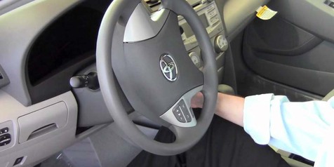 Manfaat Mengunci Setir Mobil Yang Tak Banyak Diketahui