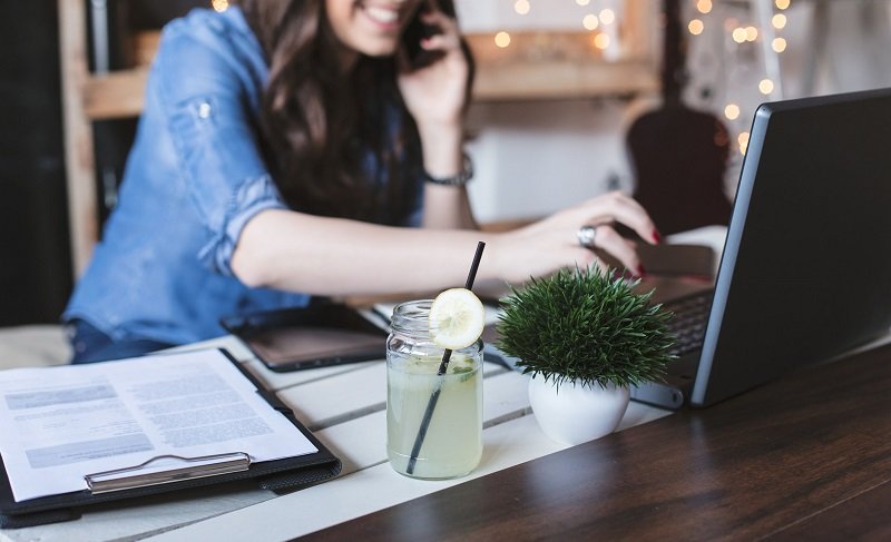 Manfaat Kuliah Sambil Bekerja, Tak Perlu Takut Menganggur!