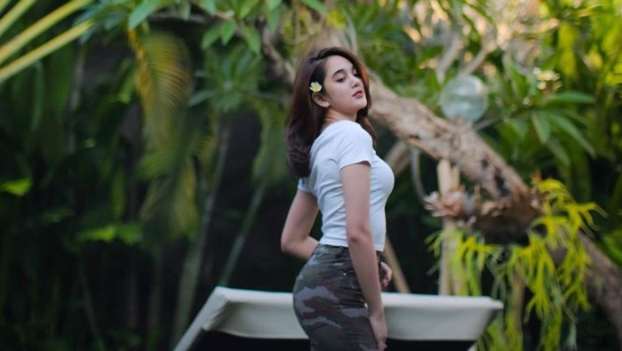 Moammar Emka Bongkar Strata Prostitusi Artis!