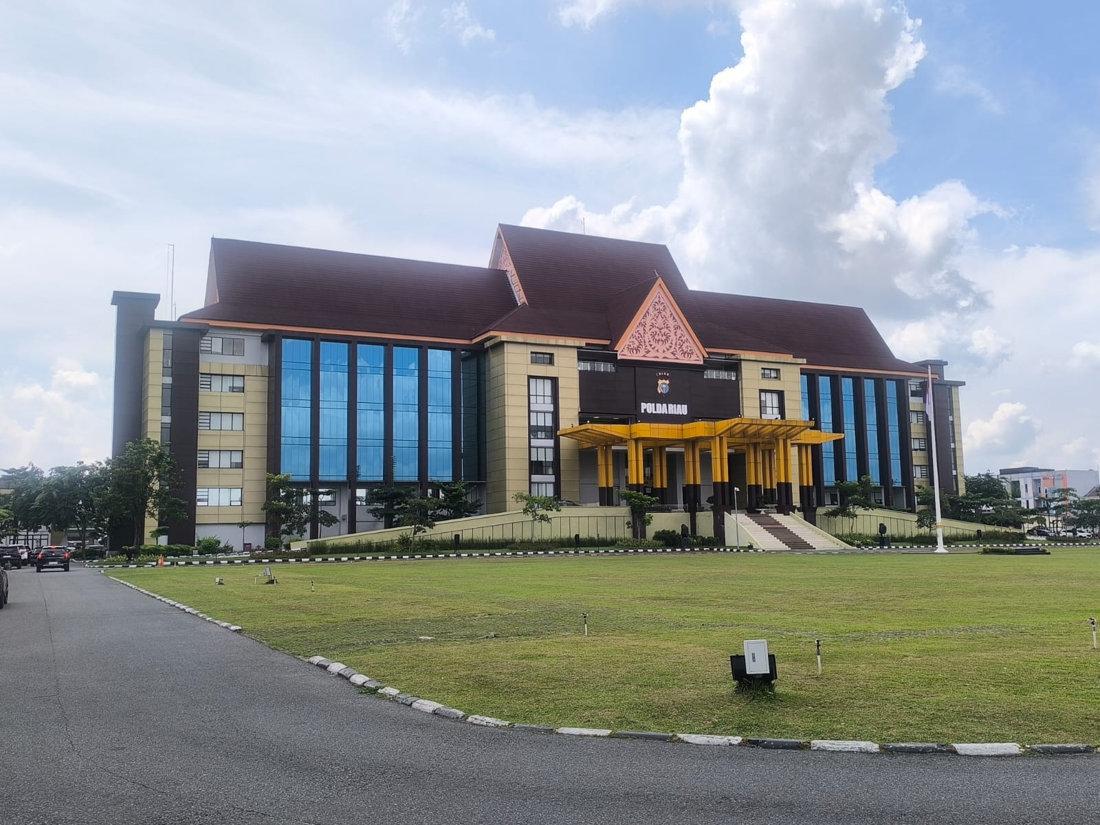 Ahli Pidana Kritik Ketidakprofesionalan Penyidik Ditreskrimsus Polda Riau