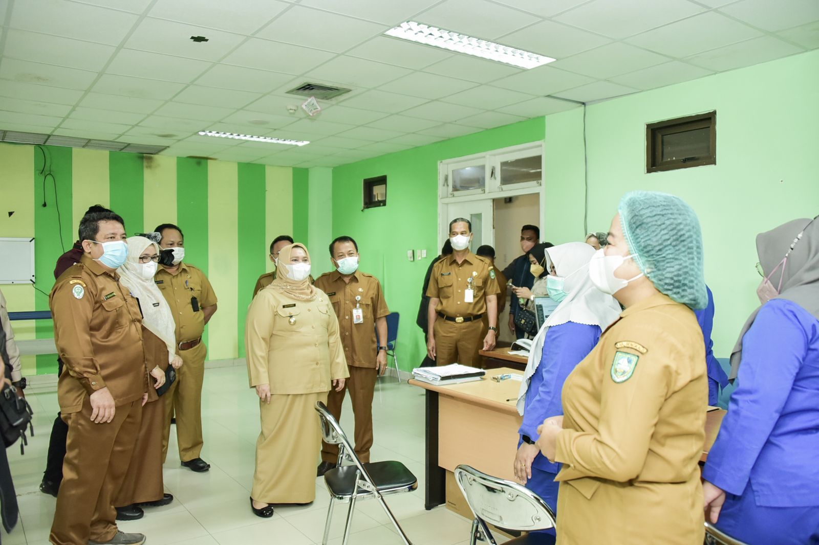 Hari Pertama Masuk Kerja, Bupati Kasmarni Sidak ASN Pasca Libur Idul Fitri