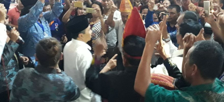 Disambut Tari Tortor, Kampanye Syamsuar Bergemuruh