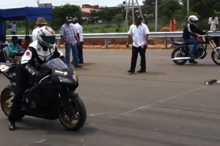 Yamaha RX-King Adu Drag dengan Honda CBR1000RR, Tebak Pemenangnya! ini Vidionya