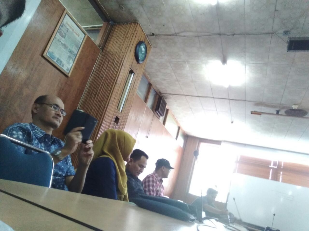 Peserta Pelatihan Jurnalistik Kuansing, Kunjungi Kantor Harian Singgalang