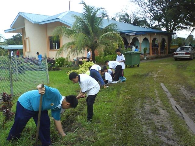 Cegah Banjir Camat Himbau Warga Payung Sekaki Gelar Goro