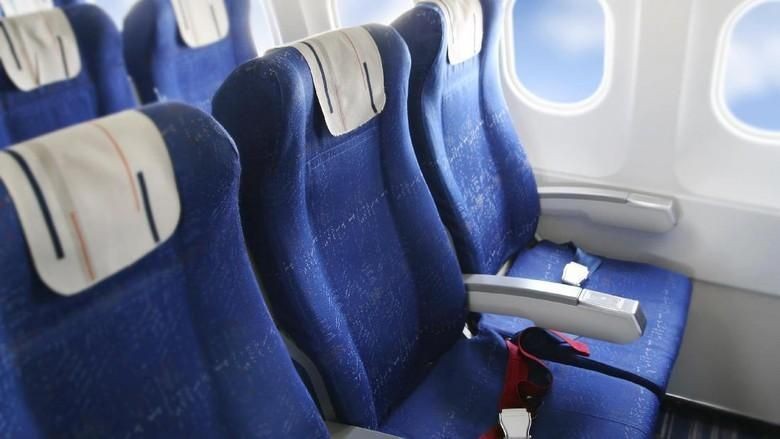 Ingat ya, Jangan Nyender ke Dinding Jendela Pesawat