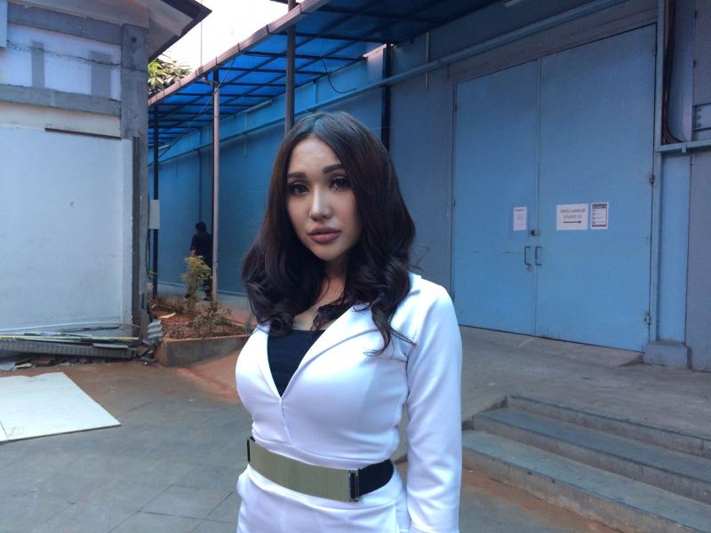 Video Bukti Operasi Kelamin Tanpa Sensor Lucinta Luna Akhirnya Tersebar