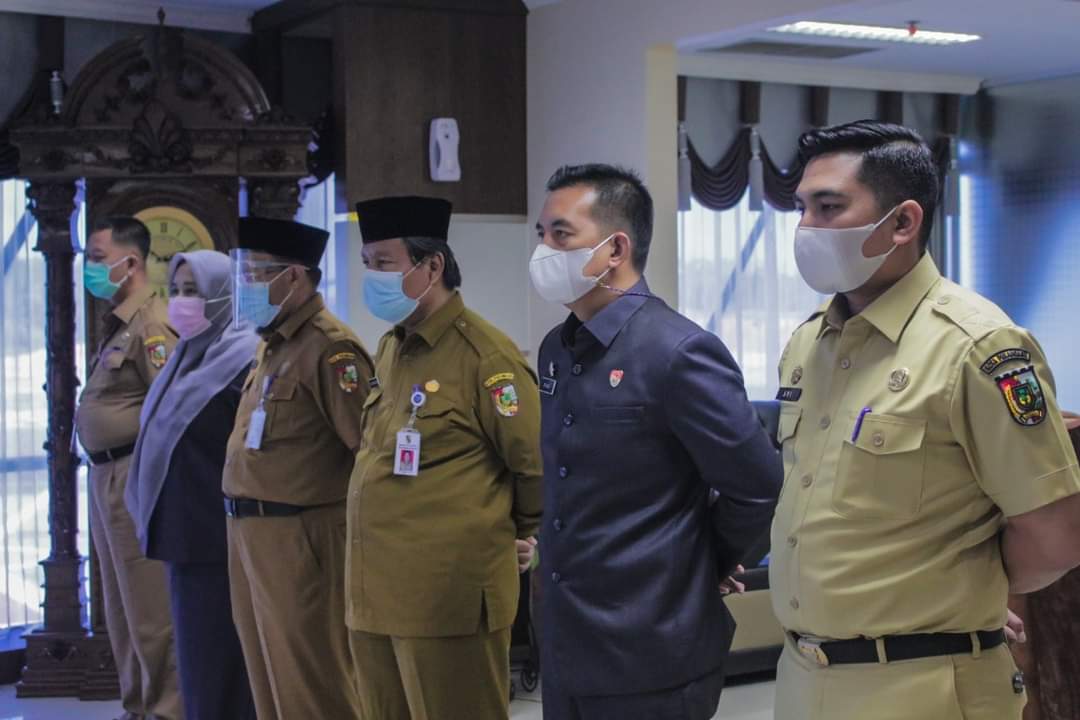 Sekda Pekanbaru Kukuhkan Enam Pejabat Tinggi Pratama